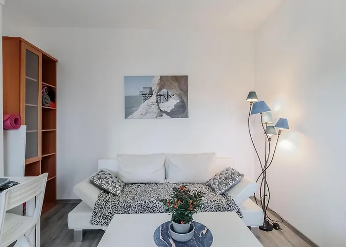 Stunning In With Wifi Semesterbostad Royan